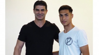 Президентът на Българския футболен съюз Георги Иванов награди най добре представилите