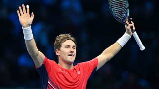 Каспер Рууд се класира за финала на заключителния Мастърс на