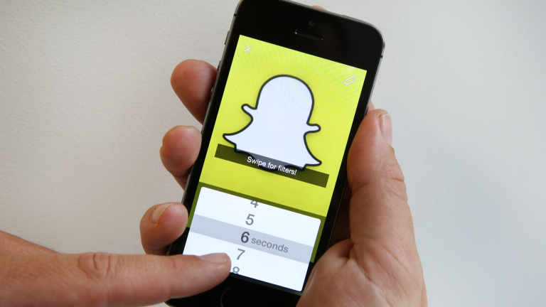 Snap Inc., компанията майка на Snapchat, започна в началото на