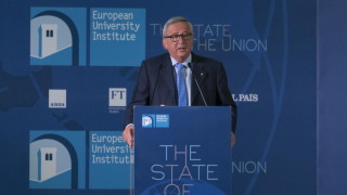 Председателят на Европейската комисия Жан Клод Юнкер призова новото евроскептично правителство