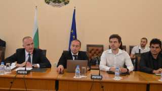 Заместник министрите Божидар Костадинов и Дилян Берковски бяха домакини на първа