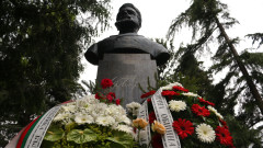 Калоферци почетоха 174-ата годишнина от рождението на Христо Ботев