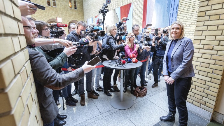 Правосъдният министър на Норвегия Силви Листхауг обяви, че ще подаде