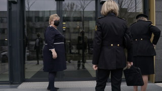 Премиерът на Норвегия глобен за нарушаване на социалната дистанция