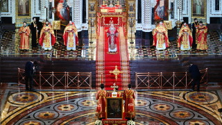 Московската патриаршия подкрепи увеличението на данъците върху доходите над 5