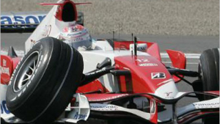 Наказаха Трули, Тойота обжалва