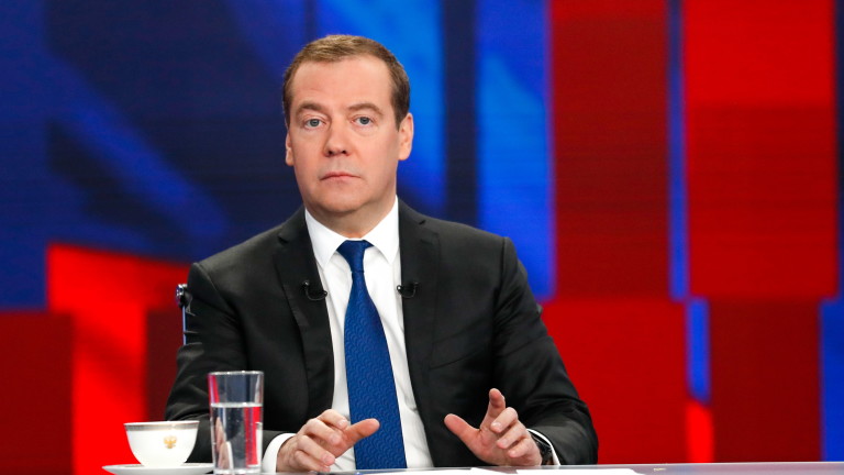Арест на Путин е равносилен на обявяване на война, категоричен е Медведев