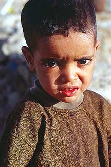 Роми получават сертификат за здравни медиатори