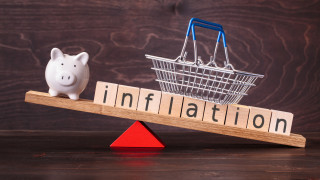 Европа приключи лошата година по отношение на инфлацията с известно