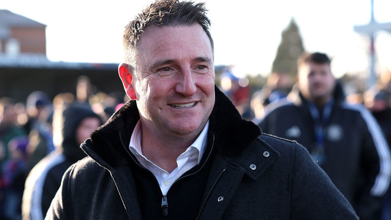 Собственикът на Макълсфийлд: Пих четири дни и купих клуба, вече запазих за Ибиза 