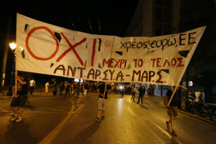"Не"-то на гърците застрашава финансовата стабилност на Европа, пише "Ню Йорк таймс"