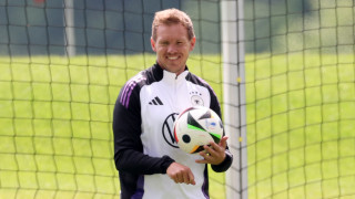 Германският национален отбор по футбол стартира днес подготовка за четвъртфиналния