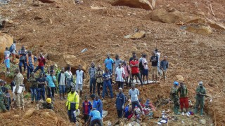 Най-малко 600 души изчезнали сред свлачищата в Сиера Леоне