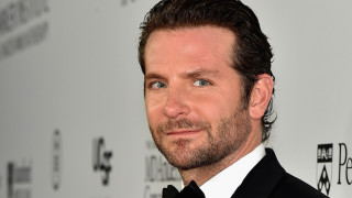 Това ли е новата жена в живота на Брадли Купър