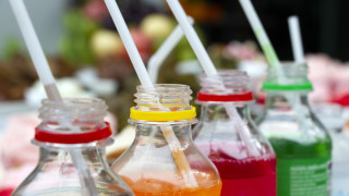 Аспартамът е изкуствен подсладител Съдържанието му е от две аминокиселини