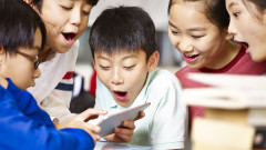 Китай въвежда забрана за времето пред екран за деца