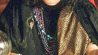 Мнима врачка отмъкна 10 000 лв и злато от пазарджиклийка