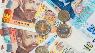 Икономиката на България се свива с 1,8%
