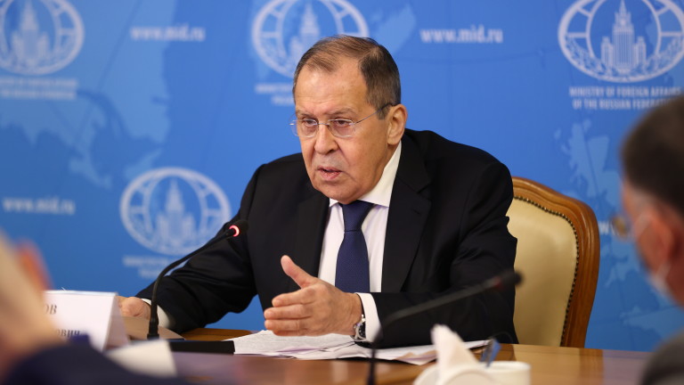 Лавров: Г-20, а не Г-7 ще се справи със световните проблеми