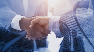 След шест години работа на българския пазар базираният в Норвегия