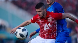 Футболистите на ЦСКА продължават да трупат картони