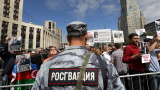 Задържаха за пети път руски опозиционер в Москва