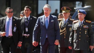 Президентът на Еквадор Гилермо Ласо потвърди че е поискал от