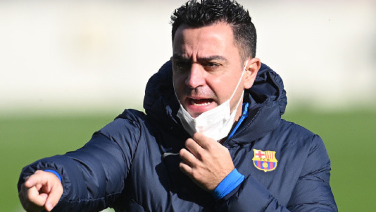 Треньорът на Барселона - Шави Ернандес обяви групата за двубоите