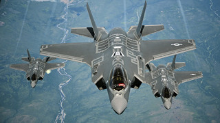 Продажбите на F-35 надминаха очакванията