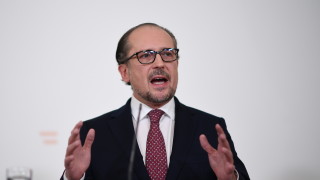 Австрийският канцлер Александер Шаленберг обяви че решението за налагане на