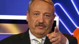 Политици танцуват сиртаки на рождения ден на Гарелов