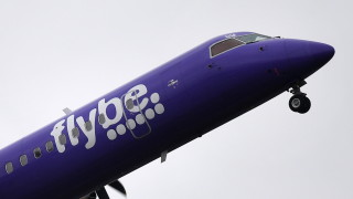 Британската регионална авиокомпания Flybe съобщи че минава под специален надзор