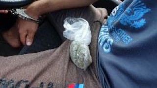 Задържаха шестима по време на сделка с дрога в Шумен