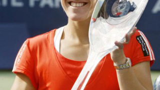 Жюстин Енен спечели турнира в Торонто