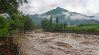 Нефунциониращи изоставени и с неясна собственост речни бариери и корекции