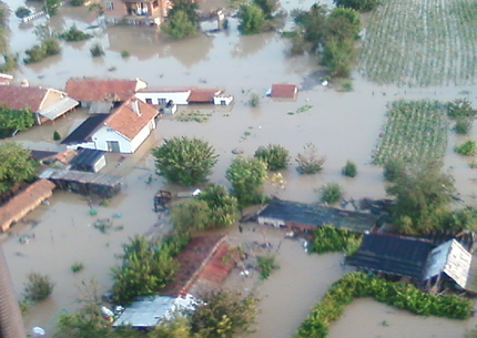 Израел помага на наводнените Мизия и Крушовица 