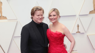 Кирстен Дънст и Джеси Племънс не са от двойките които