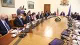 Над 50% от българите одобряват служебния кабинет и кадровите промени