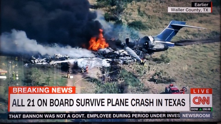 Пътници оцеляха в самолетна катастрофа в Тексас