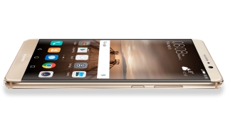Huawei представи "най-мощният смартфон в света", който се зарежда за 20 минути