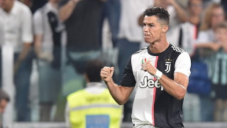 Медиите в Италия разкриха космическите параметри на заплатата на звездата