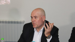 Главният прокурор Иван Гешев предложи на служебния вицепремиер по обществен