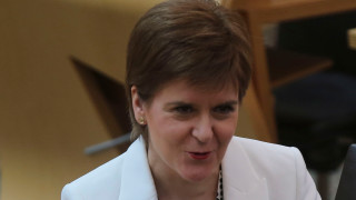 Правителството на Обединеното кралство принуждава Шотландия да тръгне в грешната посока