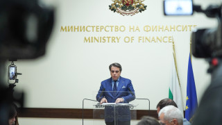 Бюджет 2024 г ще е с дефицит 3 на касова