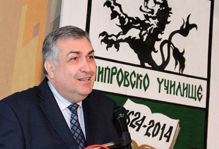 Нека здравият разум възтържествува, призова партиите Близнашки