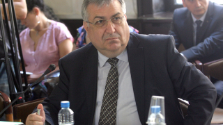 Храм "Св. Александър Невски" е на БПЦ , убеден е проф. Георги Близнашки