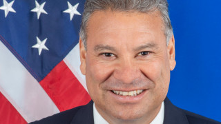 Съединените щати и Европейският съюз предупредиха Косово да отстъпи в