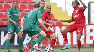 Помощник треньорът на Левски Димитър Телкийски изгледа на живо двубоя