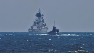 Русия продължава да строи кораби с европейски части и да стреля с тях