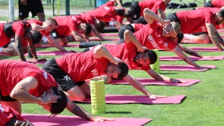 26 футболисти се включиха в днешното занимание на ЦСКА Тренировката